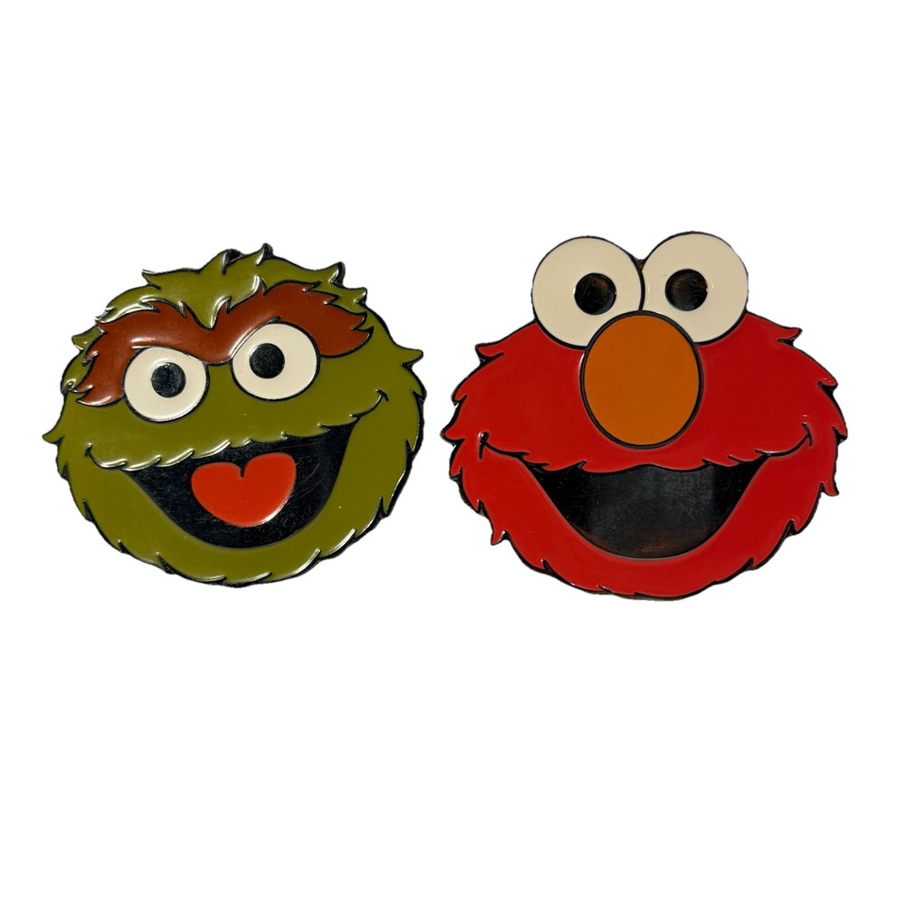 2 Sesame Street Enamel Buckles Oscar the Grouch & Elmo Belt Buckle Metal