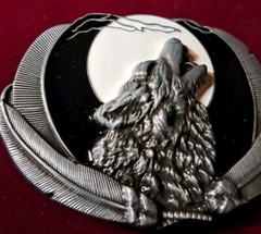 Belt Buckle Wolf Howling At The Moon With Black And White Enamel Detail Feathers