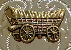 VINTAGE CONESTOGA COVERED WESTERN WAGON SILVER TONED BELT BUCKLE