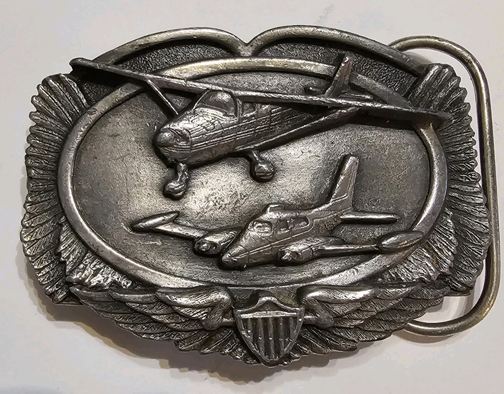 Vintage SISKIYOU BUCKLE CO. INC 2 Airplanes B-27 Pewter Belt Buckle 1983 2&Prime;x3&Prime;