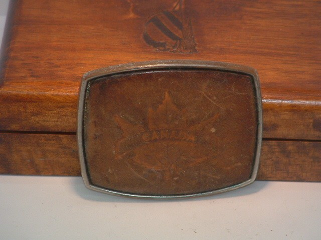 Pre-owned Metal & Leather Engraved Canada Belt Buckle