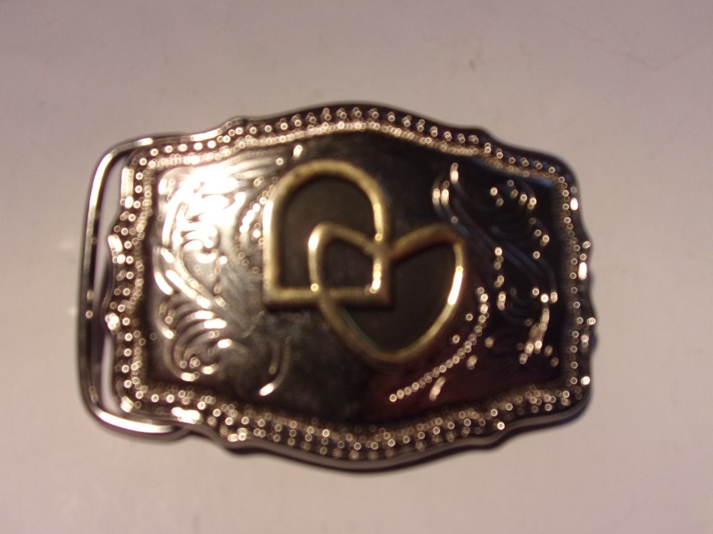 Collectible Heart Design Belt Buckle – EXC – $10 s/h