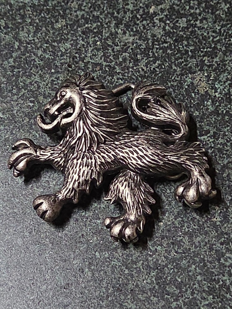 Belt Buckle Silver Tone Lion Heraldic Retro Vintage