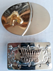 2 metal belt buckles Conestoga wagon and horse head 3.25&Prime; long unbranded