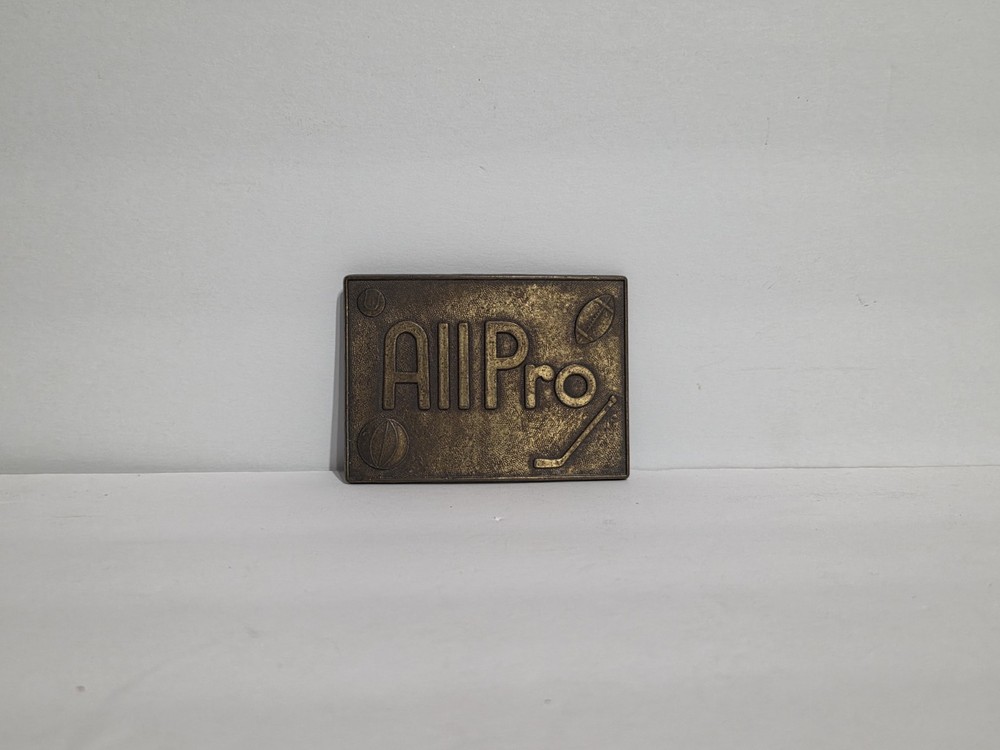 VTG All Pro Hockey Football Basketball Baseball Sports Belt Buckle Bronze Color