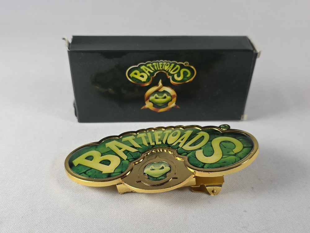 Battletoads Gold Belt Buckle – June 2017 Loot Crate Gaming Exclusive NES