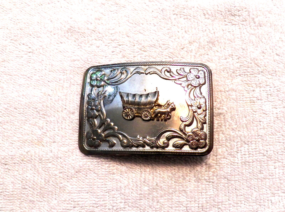 CLASSIC BELT BUCKLE SOUTHWESTERN COVERED WAGON TRAIN WHEELS SILVER TONE BB16