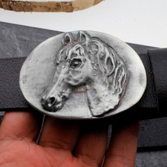Horse Head Belt Buckle With Detailed Design In Antique Silver Finish