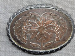 vintage DAISY belt buckle ENGRAVED western FLORAL western cowboy