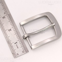 1 1/2&Prime; (38mm) width belt Leather – 39mm inner Max width; Recommended