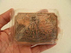TALL IN THE SADDLE, WAGON TRAIL SCENE, BRASS COLOR, 2.5&Prime; X 3.5&Prime; BELT BUCKLE, NEW