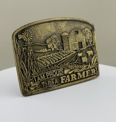 I Am Proud To Be A Farmer Belt Buckle Vintage Americana 1977 Barn Scene