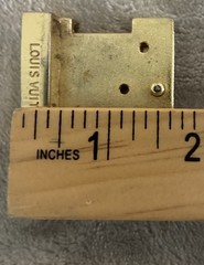 Louis Vuitton Belt Buckle LV Gold Tone 1.5&Prime; Unisex #M0568U Vintage
