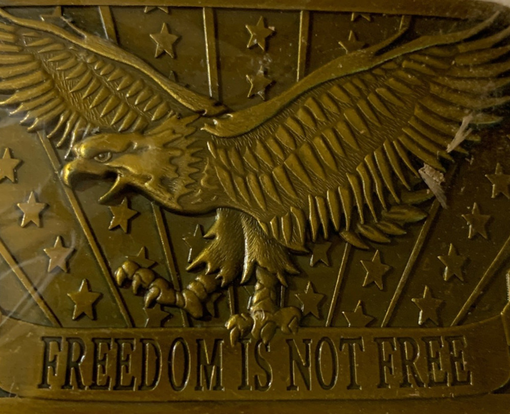 2014 Sponsor « Freedom Is Not Free » Brass Belt Buckle Patriotic Eagle