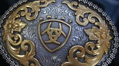 Ariat LOGO Western Oval Filigree Shield Berry Edge Belt Buckle A37005