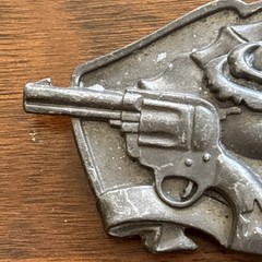 Famous Stars and Straps Guns And Rose Design Belt Buckle