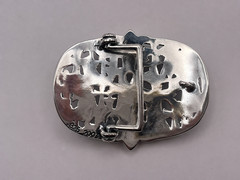 Gothic Cross Belt Buckle Silver Tone Ornate Oval Biker 3.9oz【BBKRO】