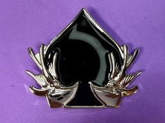 Spade Playing Cards W/ Birds Cutout NOS 2005 Hunters Vegas Baby! Belt Buckle