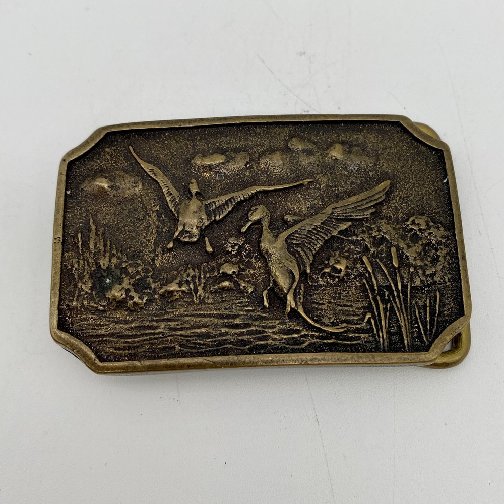 Vintage Flying Landing Ducks Belt Buckle Solid Brass BTS USA Hunting Fashion