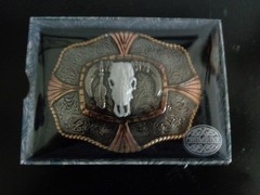 CRUMRINE ROPE EDGE SKULL HEAD BELT BUCKLE IN PACKAGE NEVER WORN COST WAS 75.00