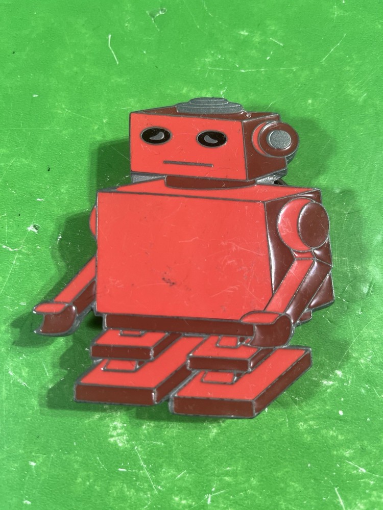DIECUT ROBOT ART Red PEWTER BELT BUCKLE 2008 Great American Products.