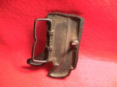 COWBOY BOOTS SHAPED WESTERN LONGHORN HORSE RODEO RANCH THEMED BELT BUCKLE