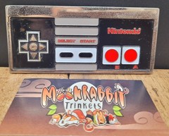 Official Classic Nintendo Brand NES Controller Metal Belt Buckle 2010