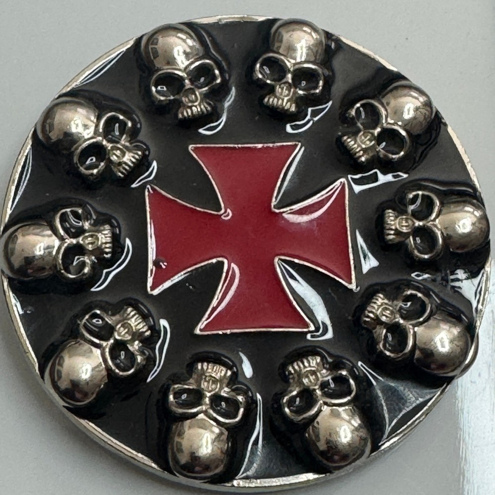 Round Skull Knights Templar Cross Belt Buckle Silver Tone Black Red Metal