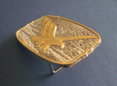 Bald Eagle on Mountains Belt Buckle – Silver & Gold Tone