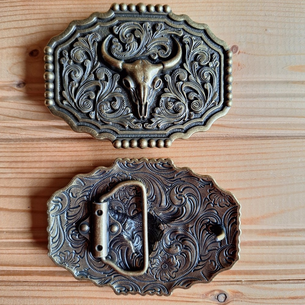 Long horns Bull skull head western country bronze belt buckle