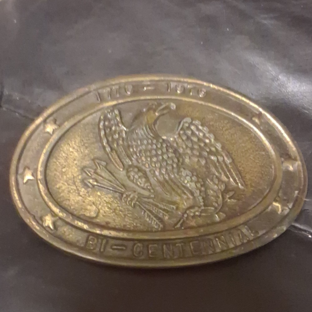 Patriotic Eagle Oval Gold Tone Metal Belt Buckle Antique Finish Fits 1.5 in