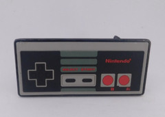 NINTENDO BELT BUCKLE GAME NES TM 2012 CONTROLLER METAL CAST COLLECTIBLE 4¾ x 2&Prime;