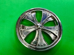 Round Sports Car Truck Rim Tire Spinner Moving Wheel Silver Color Belt Buckle