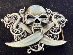 Vampire Teeth Skull Crossed Sword&rsquo;s Cutout Halloween Gothic Biker Belt Buckle
