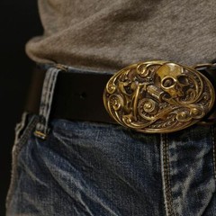 Belt buckle tattooist with skull, Tattoo machine, Skull belt buckle,