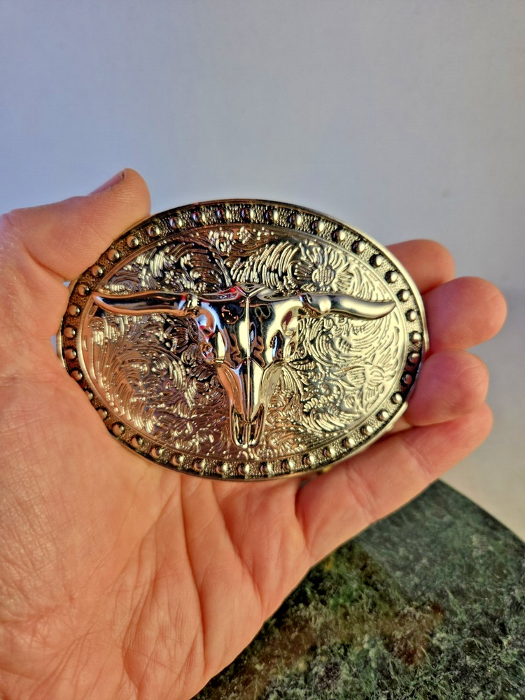 Vintage Western Longhorn Bull Cow Skull Belt Buckle – Silver Chrome Rodeo Cowboy