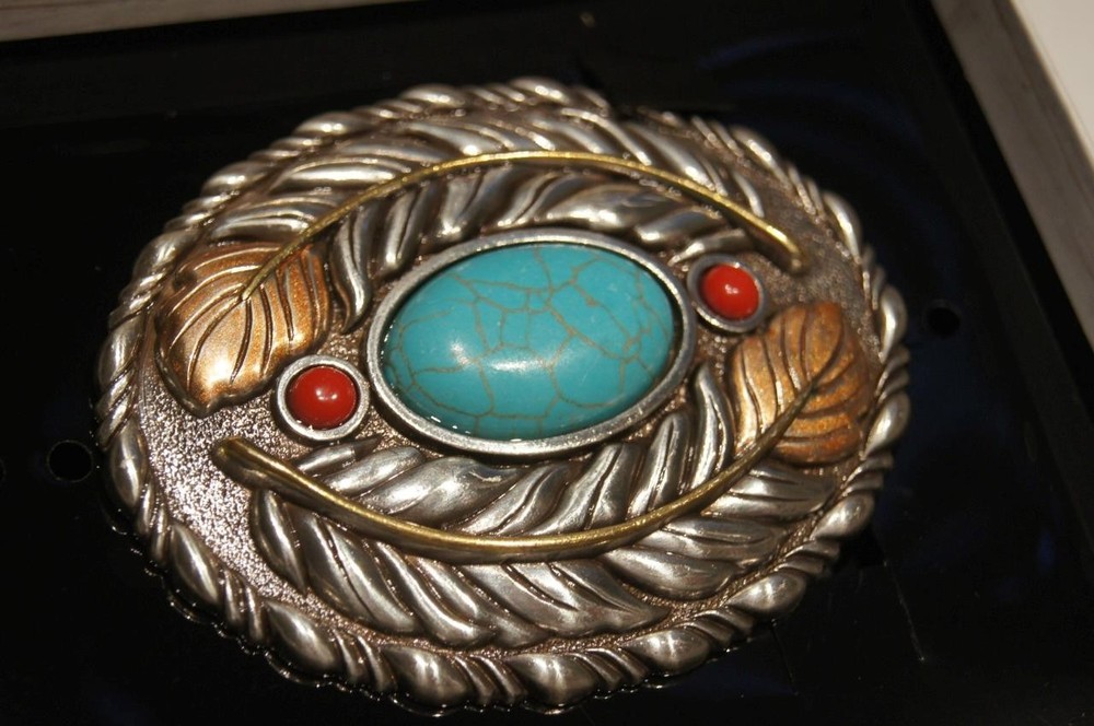Blazin Roxx Western Belt Buckle Oval Turquoise Stone with Feathers 37961