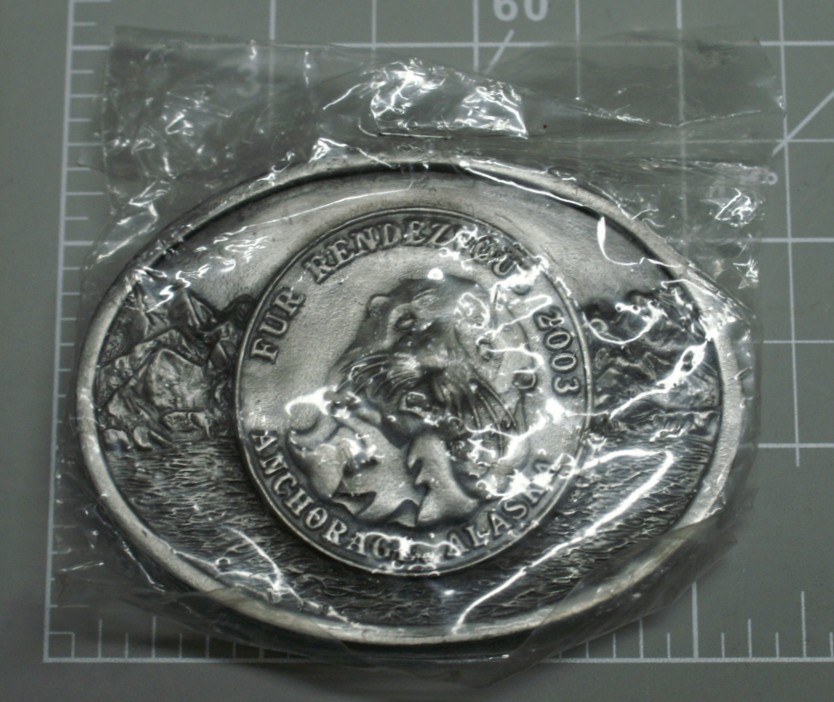 2003 Fur Rendezvous Belt Buckle Pewter Sea Otter Starfish Brand New A241