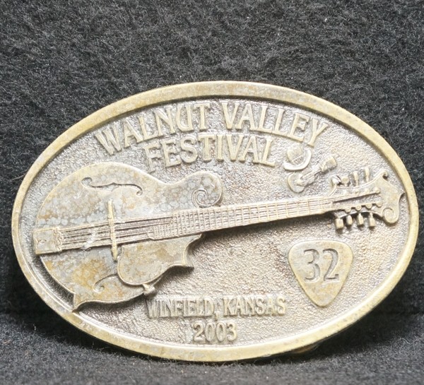 WJ15160 VINTAGE 2003 **WALNUT VALLEY FESTIVAL** BLUEGRASS MUSIC MENS BELT BUCKLE