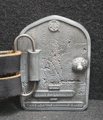 WA07175 *NOS* 2003 *ALICE THROUGH THE LOOKING GLASS* MIRROR IMAGE BUCKLE w/BELT