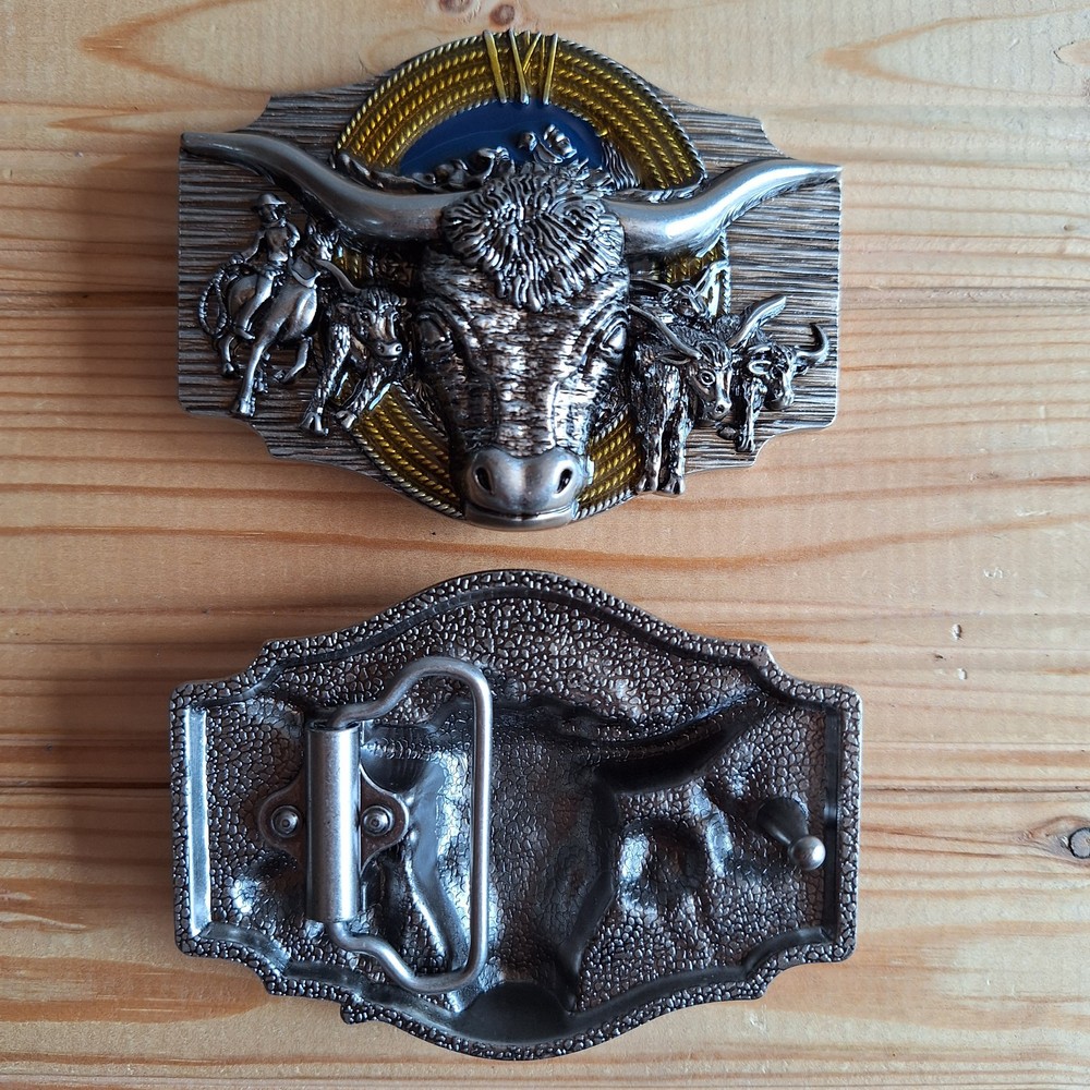 Long horns bull head rodeo western belt buckle (choice colors)
