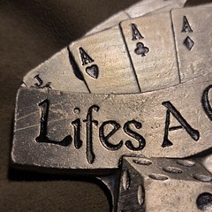 Poker Hand Lifes A Gamble Belt Buckle Aces Dice Cards Metal Mobtown 2002