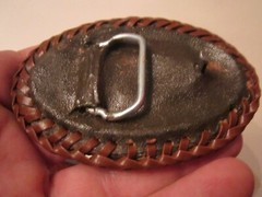 VINTAGE LEATHER BELT BUCKLE WITH GOLD TONE HORSE FIGURE THEME – GW-16