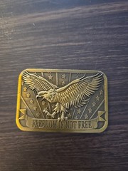 « Freedom Is Not Free » Brass Belt Buckle Eagle Stars 2014 Sponsor USA