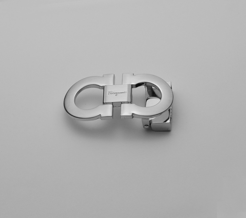 Salvatore Ferragamo Alloy Belt Buckle for 34-35mm leather strap – Sliver