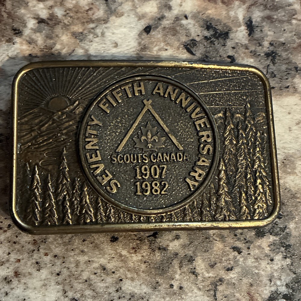 VINTAGE BELT BUCKLE 75th ANNIVERSARY BOY SCOUTS CANADA 1907-1982