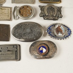 14x Vintage & Modern Belt Buckles w/ Various Themes 32310