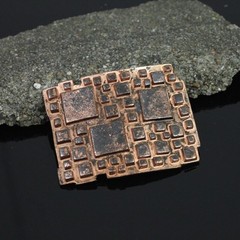 Rustic Copper Belt Buckle With Geometric Relief Design For Jeans
