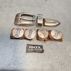 Onyx by Brighton Vintage 1998 Golf Belt Buckle Set Keeper Tip 4 Conchos Silver