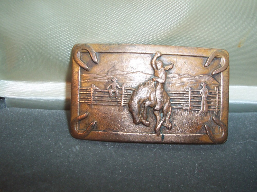 COWBOY western RODEO bronco horse Vintage 1950s belt buckle BRONZE brass